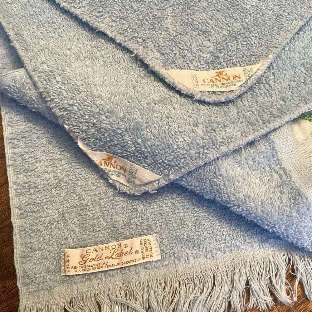 Vintage Cannon Gold Label Powder Blue‎ 4 Piece Bath Set Embroidered Flowers